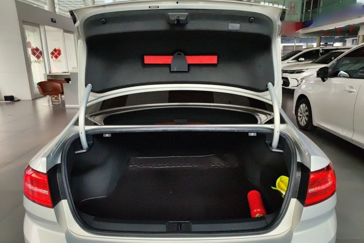 Used Volkswagen Magotan 2019 330TSI DSG Luxury Version China VI Standard
