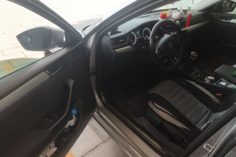 Used Skoda Superb 2018 TSI280 Manual Standard Edition China V Standards

