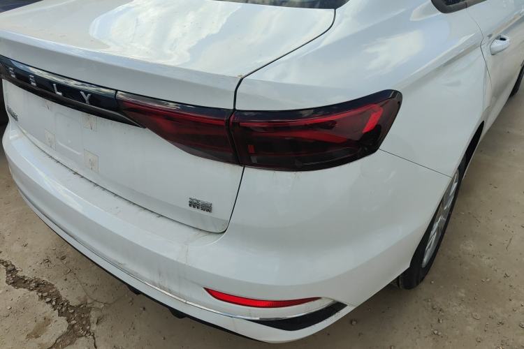 Used Geely Auto Emgrand 2025 4th Generation 1.5L Manual - Starry Edition