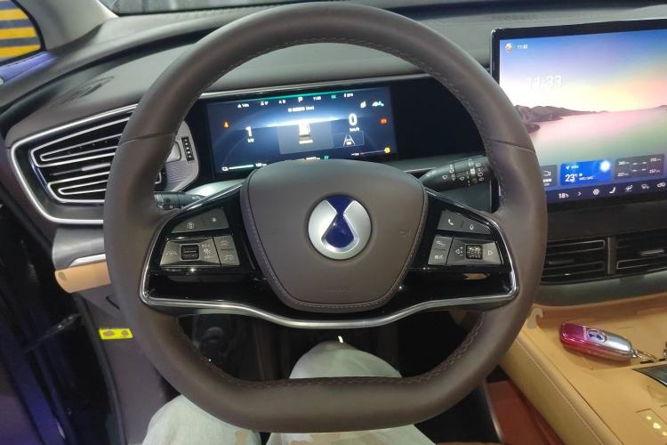 Used Denza D9 2024 DM-i 1050 Luxury Model