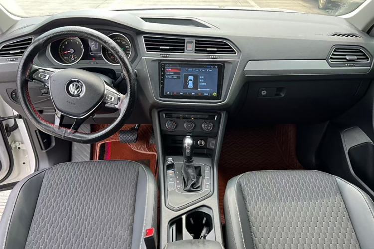 Used Volkswagen Tiguan L 2019 330TSI Automatic Two-Wheel Drive Luxury Edition China VI Standard