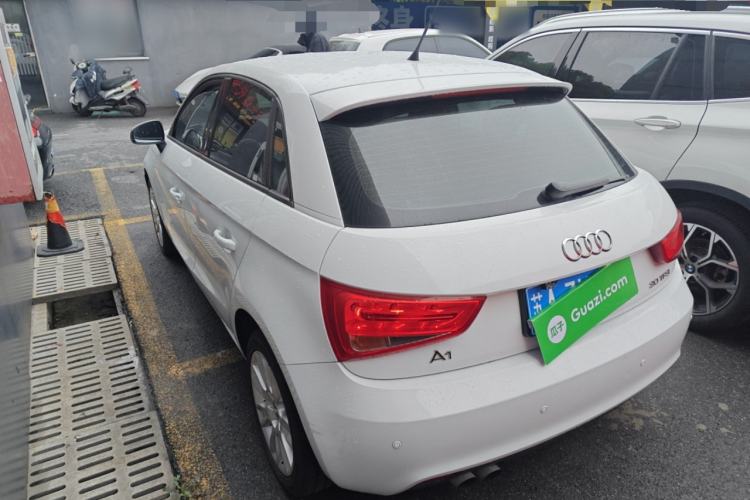 Used Audi A1 2014 30 TFSI Sportback Fashion Model Exterior 2