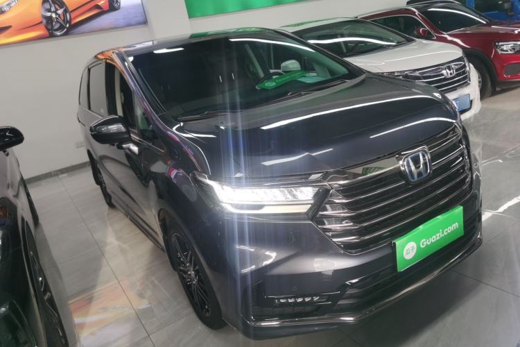 Used Honda Odyssey 2022 2.0L eHEV Sharp·Luxury Edition Front Right 45 Deg