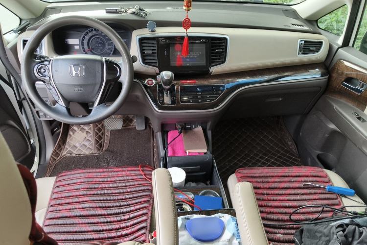 Used Honda Odyssey 2015 Revised 2.4L Luxury Edition Center Console