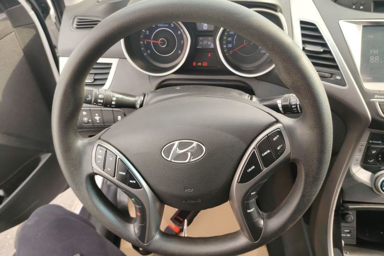 Used Hyundai Elantra (5th Generation / Langdong) 2016 1.6L Automatic Prestige Model