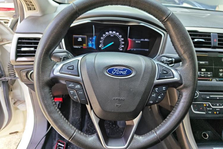 Used Ford Mondeo 2013 2.0L GTDi 200 Luxury Model