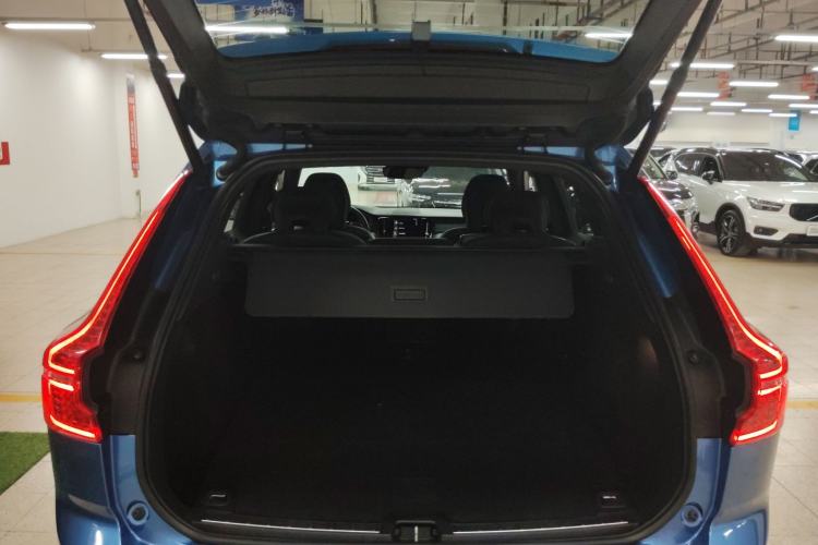 Used Volvo XC60 New Energy 2021 T8 E-Drive Hybrid Smart & Dynamic Edition Trunk