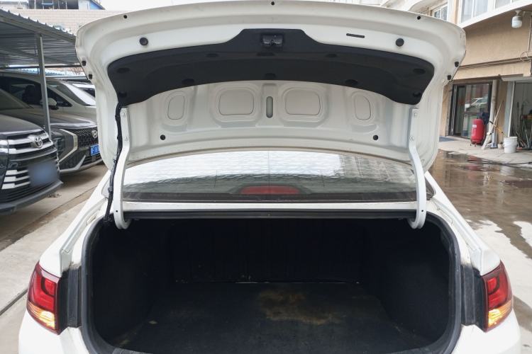 Used Hyundai Celesta 2020 1.6L Automatic GL Enjoyable Edition