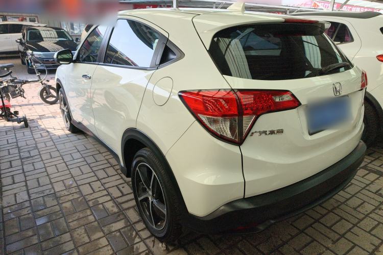 Used Honda Vezel 2020 1.5L CVT Pioneer Edition

