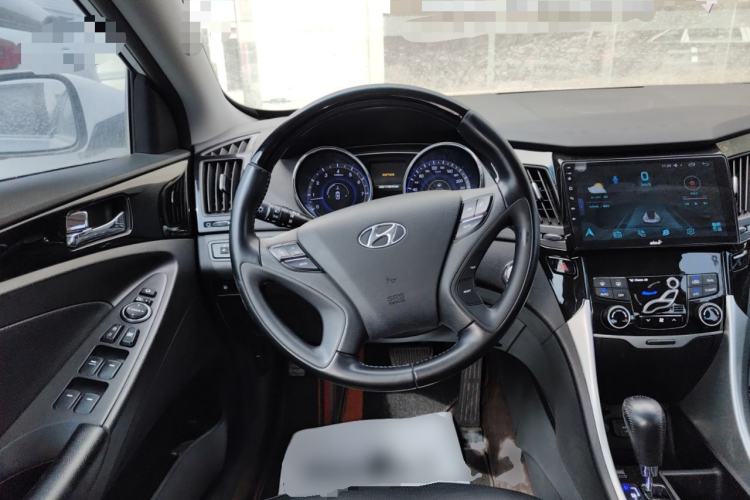 Used Hyundai Sonata 2015 Classic 2.4L Automatic Leading Edition China V Standard Steering Wheel