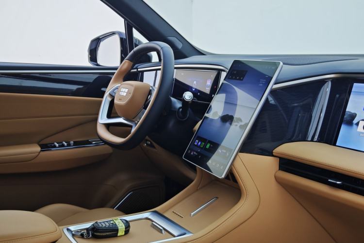 Used Geely Galaxy L7 2025 EM-i 115km Exploration+ Edition