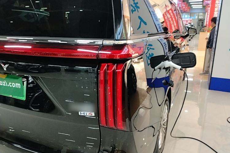 Used Wey Gaoshan 2025 Four-Wheel Drive Alpine 8