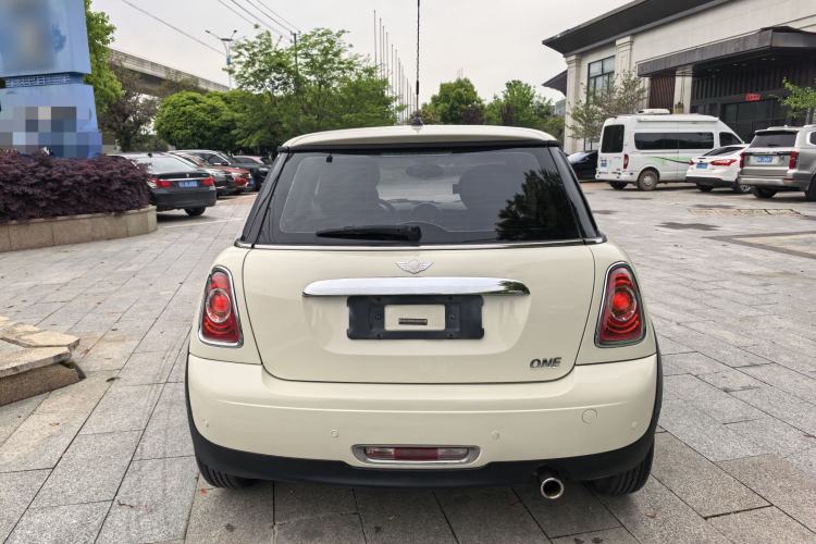 Used MINI 2011 1.6L ONE Exterior 6