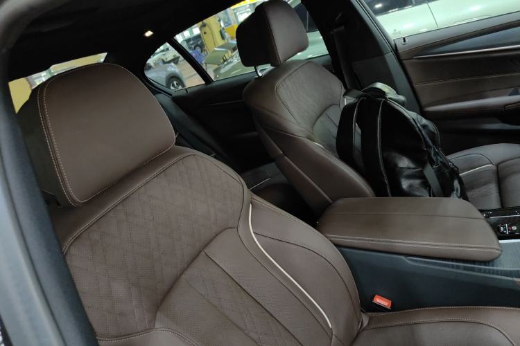 Used BMW 5 Series 2022 Second Facelift 530Li Luxury Version M Sport Package