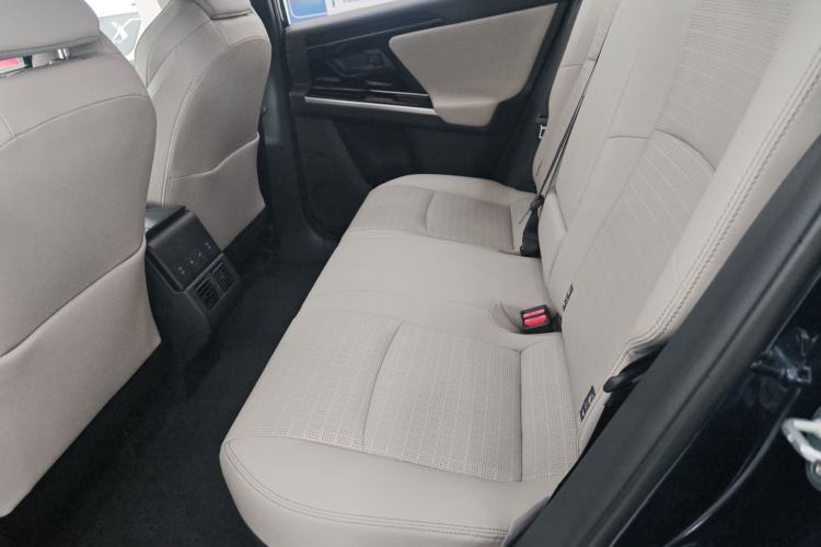 Used Toyota FAW bZ4X 2022 Four-Wheel-Drive High-Performance PRO Edition Left Rear Seat