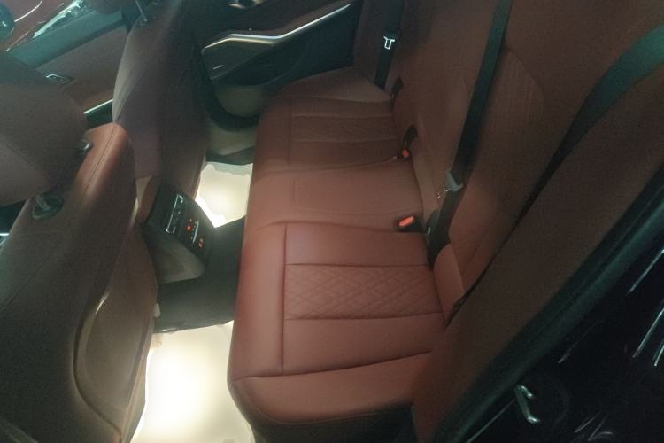 Used BMW 3 Series 2024 325i M Sport Night Edition Package Left Rear Seat