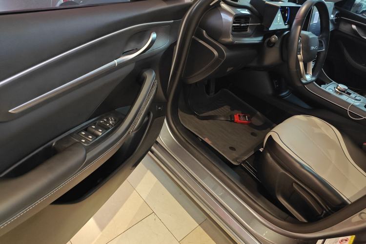 Used BYD Destroyer 05 2024 HONOR Edition DM-i 55KM Luxury Model