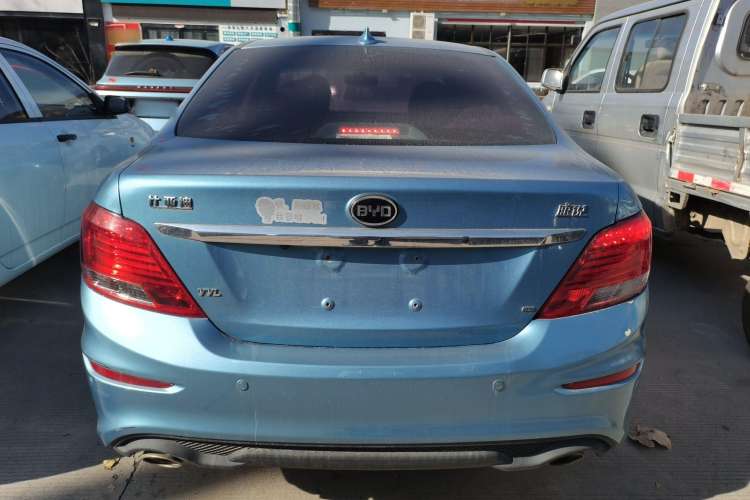 Used BYD Surui 2015 Revised Version 1.5L Manual Luxury Edition