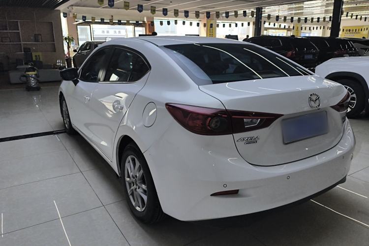 Used Mazda 3 Axela 2017 Sedan 1.5L Automatic Comfort Model Emission Standard China V
