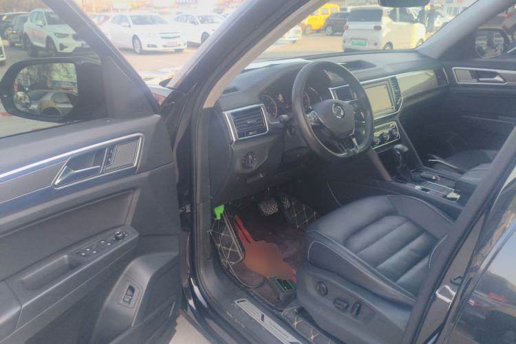 Used Volkswagen Teramont 2019 330TSI Two-Wheel-Drive Luxury Edition China VI Standard
