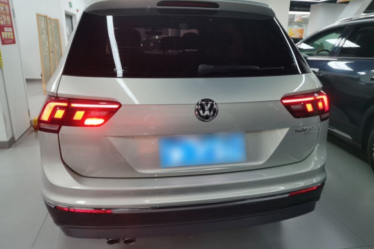 Used Volkswagen Tiguan L 2017 330TSI Automatic Two-Wheel Drive Luxury Edition