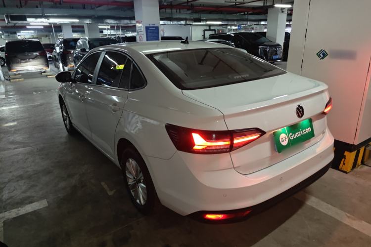 Used Volkswagen Lavida 2023 New Sharp 1.5L Automatic Excellent New Edition
