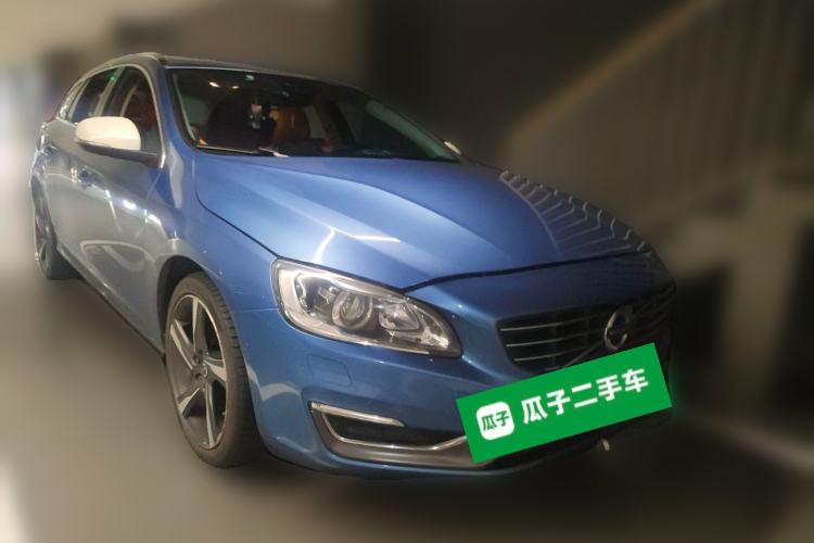 Used Volvo V60 2015 T5 Zhiya Edition
