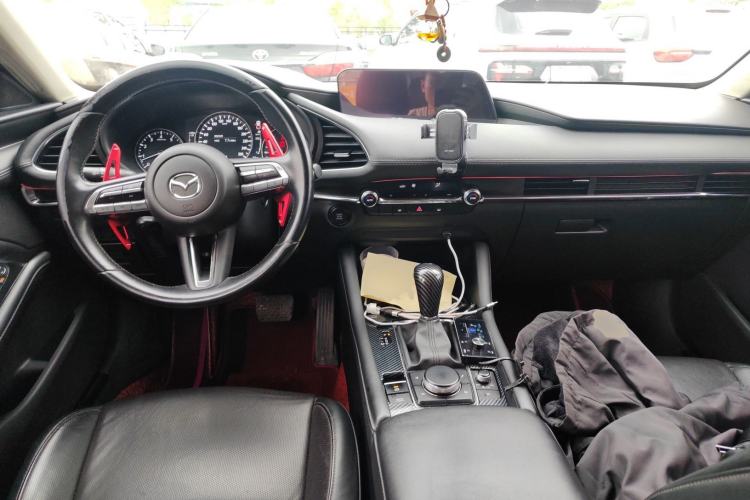 Used Mazda 3 Axela 2021 2.0L Automatic Zhiya Edition Center Console