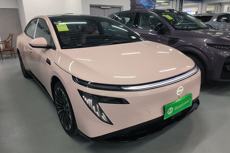 Used Nissan N7 2025 510 Pro Exterior 2