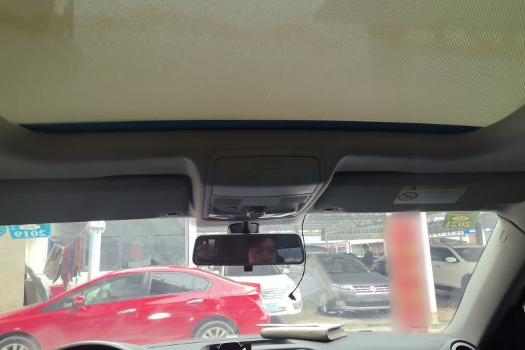 Used Volkswagen Tiguan L 2017 300TSI Automatic Two-Wheel Drive Silk Road Comfort Edition