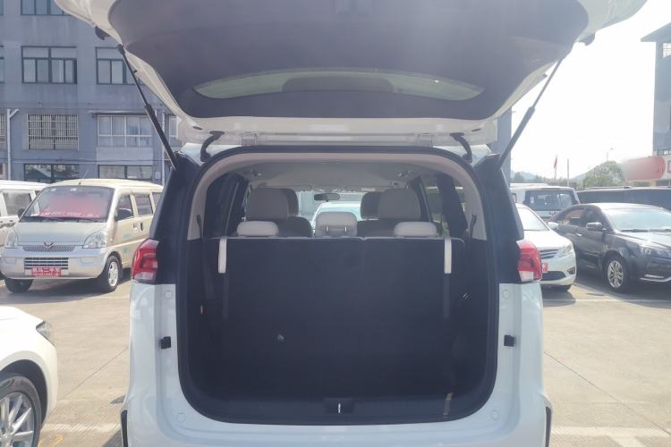 Used SAIC MAXUS G50 2022 1.5T Manual Touring A
