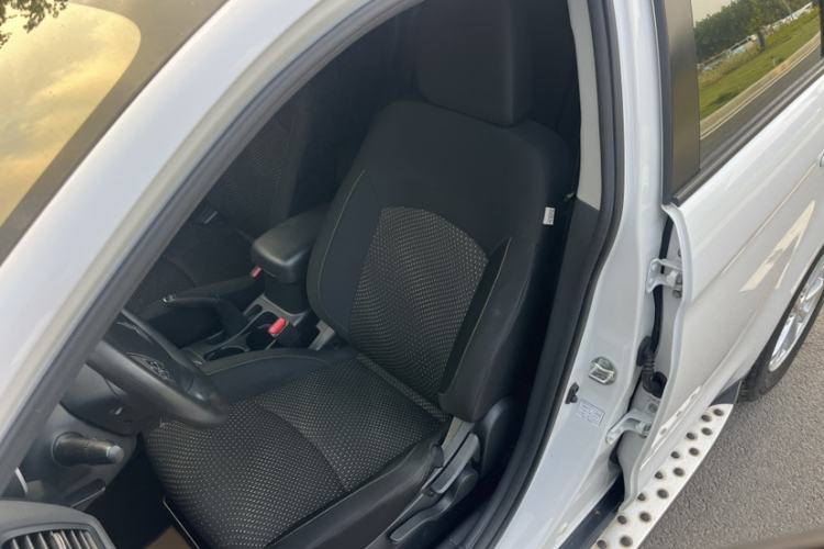 Used Mitsubishi ASX 2013 2.0L Manual Two-Wheel Drive Comfort Edition Left Front Seat