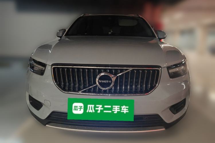 Used Volvo XC40 2019 T4 Four-Wheel Drive Midnight Amazon Blue