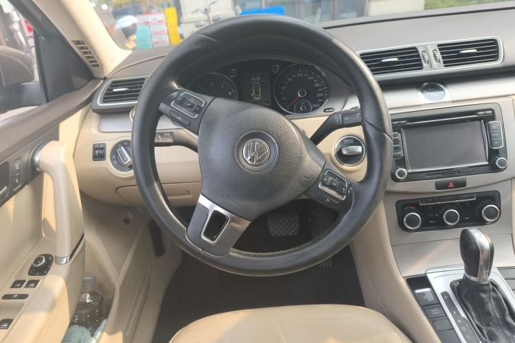 Used Volkswagen Magotan 2012 Revised Version 1.8TSI Leading Edition