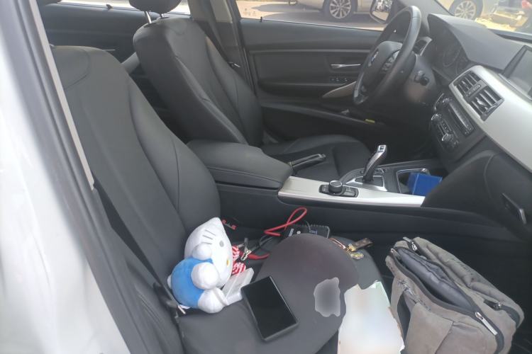 Used BMW 3 Series 2015 316Li Fashion Model
