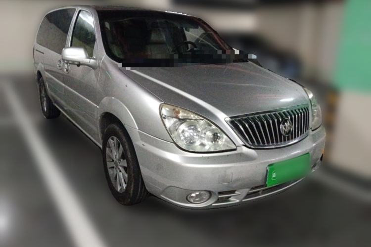 Used Buick GL8 2013 2.4L Executive Edition Front Right 45 Deg