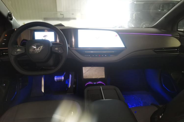 Used Hongqi EH7 2025 600 Smart Selection Edition
