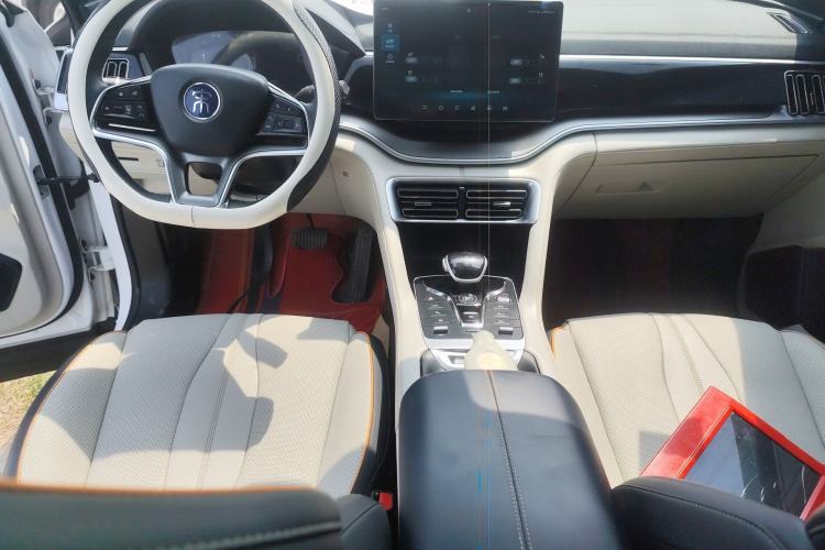 Used BYD Song PLUS New Energy 2021 DM-i 51KM Prestige Model Center Console