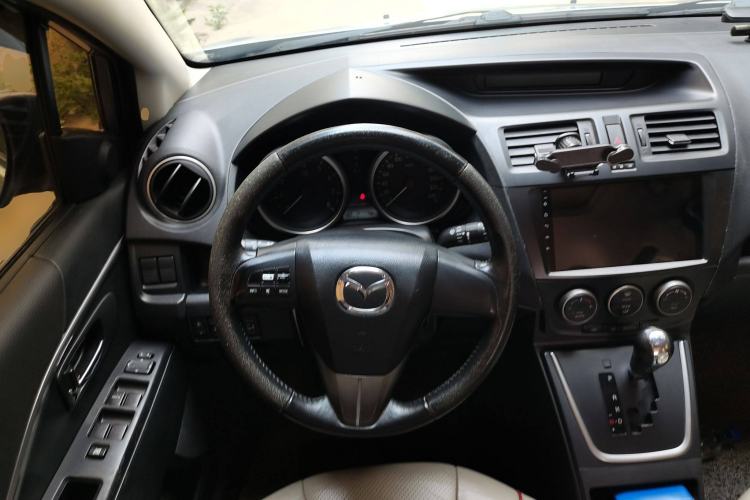 Used Mazda Mazda 5 2011 2.0L Automatic Luxury Edition
