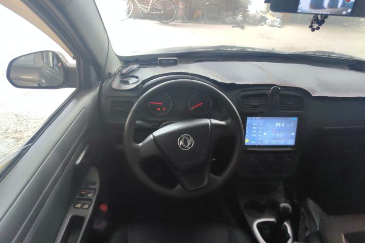 Used Dongfeng Fengon 330 2014 1.5L Manual Standard Edition DK15-02