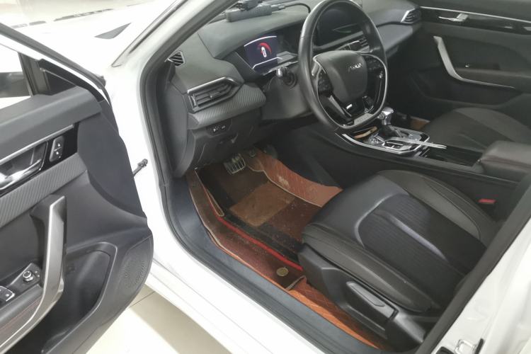 Used Dongfeng Aeolus Yixuan 2020 230T Automatic Dazzle Track Edition