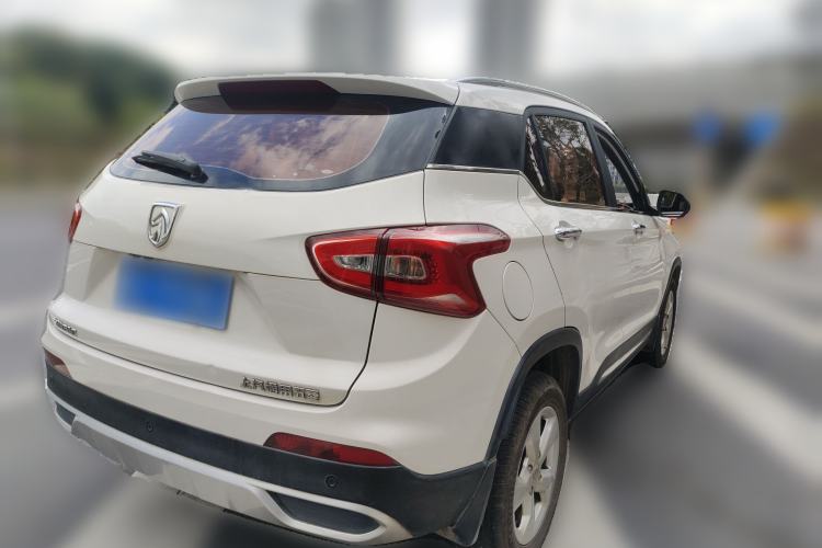 Used Baojun 510 2017 1.5L Manual Fashion Model