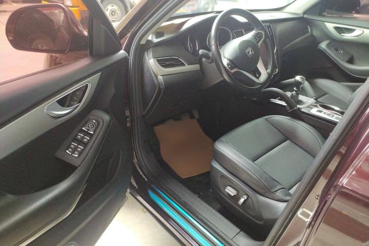 Used Zotye SR7 2016 1.5T Manual Cube Dream Edition China V Standard