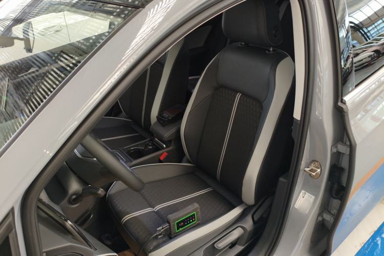 Used Volkswagen Golf 2025 Facelifted 300TSI Pro