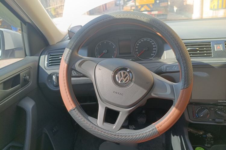Used Volkswagen Santana 2021 1.5L Manual Fashion Edition Steering Wheel
