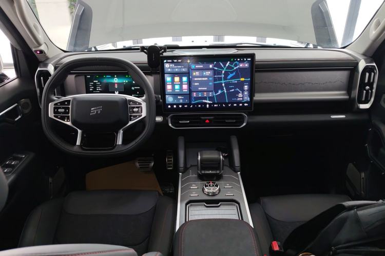 Used JETOUR Traveler 2023 2.0T All-Wheel-Drive CrossPRO Center Console