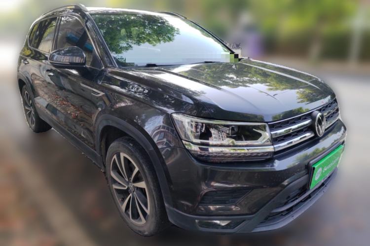 Used Volkswagen Tharu 2021 280TSI Two-Wheel-Drive Luxury Plus Edition Front Right 45 Deg