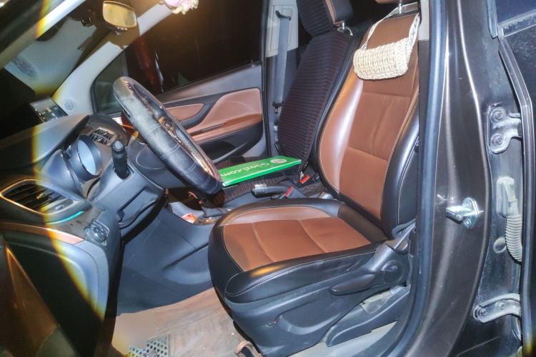 Used Buick Encore 2013 1.4T Automatic All-Wheel Drive Flagship Edition Left Front Seat