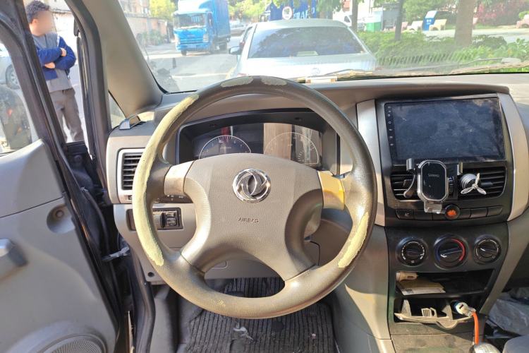 Used Dongfeng Shuaike 2011 1.6L Manual Luxury 7-Seater
