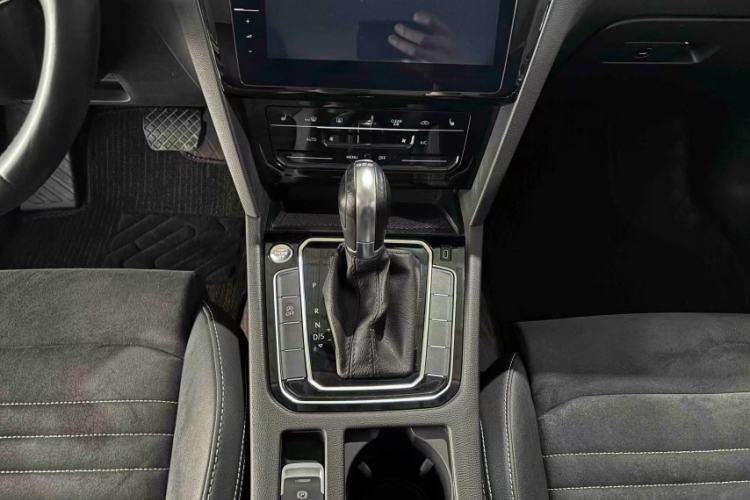 Used Volkswagen Magotan 2020 330TSI DSG Luxury Edition Interior 4